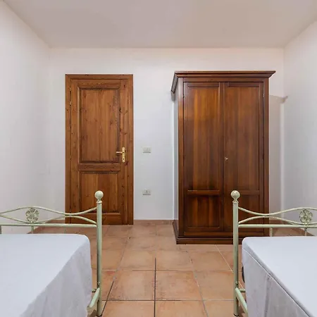 House And Apts. Siniscola - Sardinien 35758 سانتا لوسيا