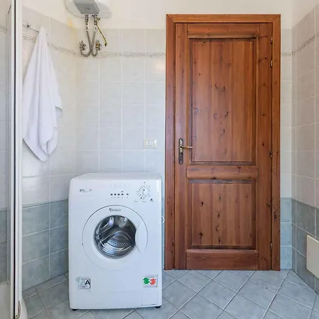 House And Apts. Siniscola - Sardinien 35758 شقة