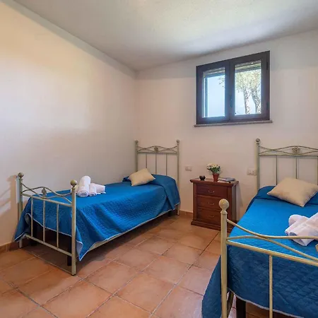 House And Apts. Siniscola - Sardinien 35758 *