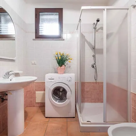 Apartment House And Apts. Siniscola - Sardinien 35758