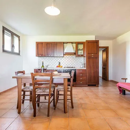 House And Apts. Siniscola - Sardinien 35758 סנטה לוצ'יה