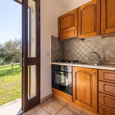 House And Apts. Siniscola - Sardinien 35758 *