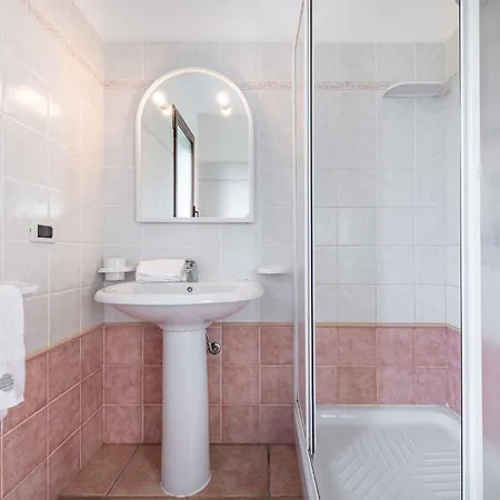 House And Apts. Siniscola - Sardinien 35758