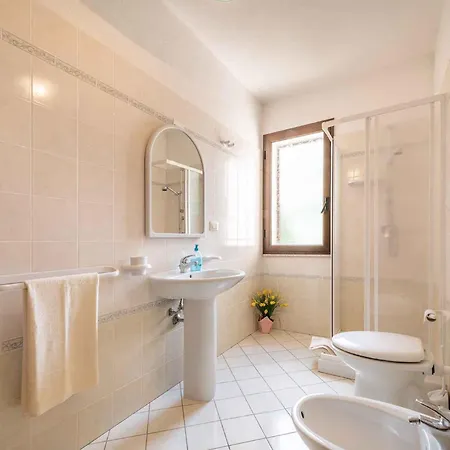 Apartment House And Apts. Siniscola - Sardinien 35758 Santa Lucia (Sardinia)