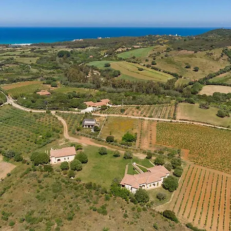 House And Apts. - Sardinien 35758 Tatil Evi *