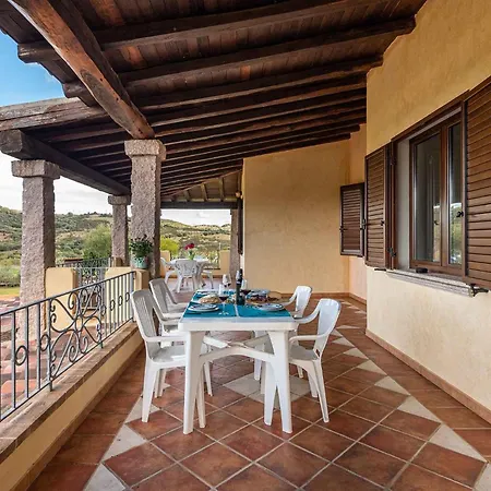 House And Apts. - Sardinien 35758