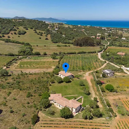 House And Apts. - Sardinien 35758